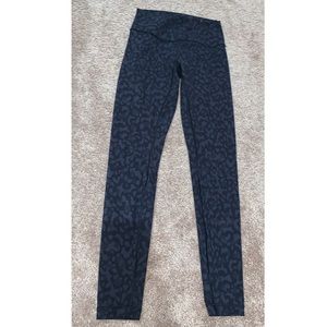 Lululemon wunder under 25 leggings